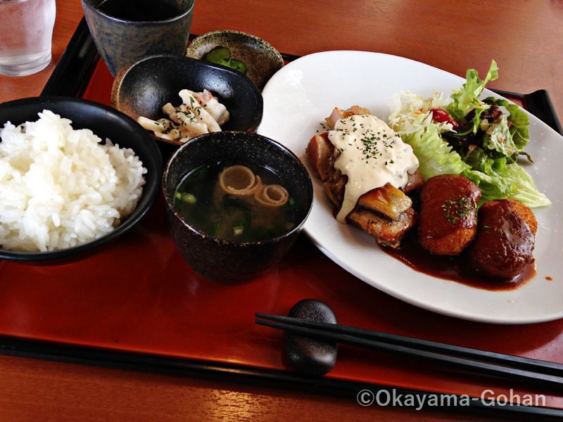 美作市でボリューム満点のランチ定食がいただけるお店「どんぐりこカフェ食堂」さん: 岡山ごはん